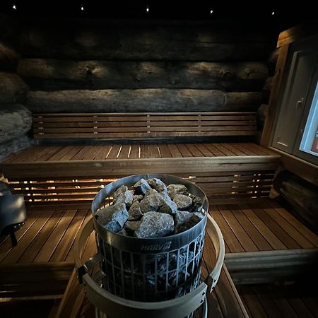 Napapiirin Jaervilomat Hotell Luukonniemi Exteriör bild