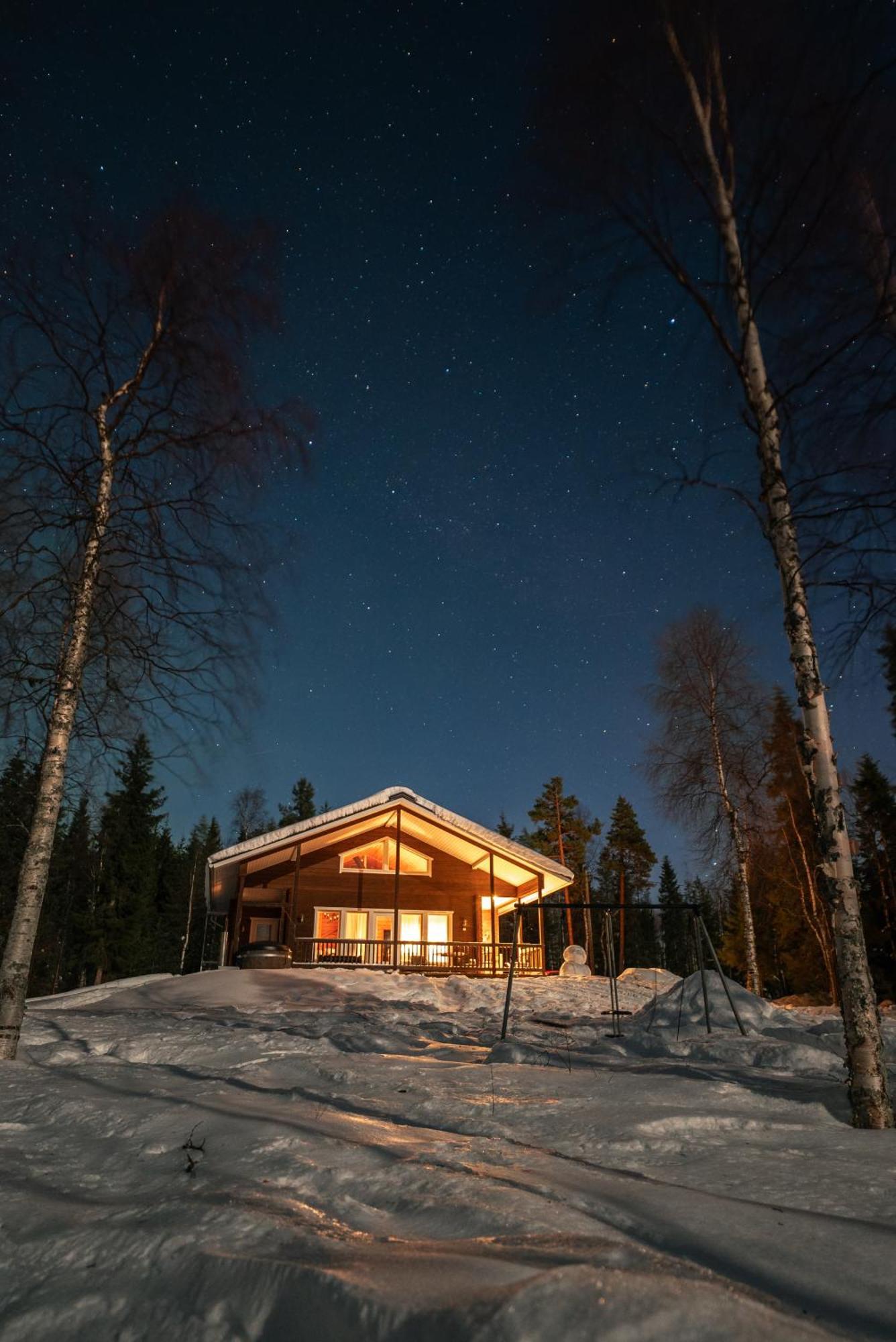 Napapiirin Jaervilomat Hotell Luukonniemi Exteriör bild