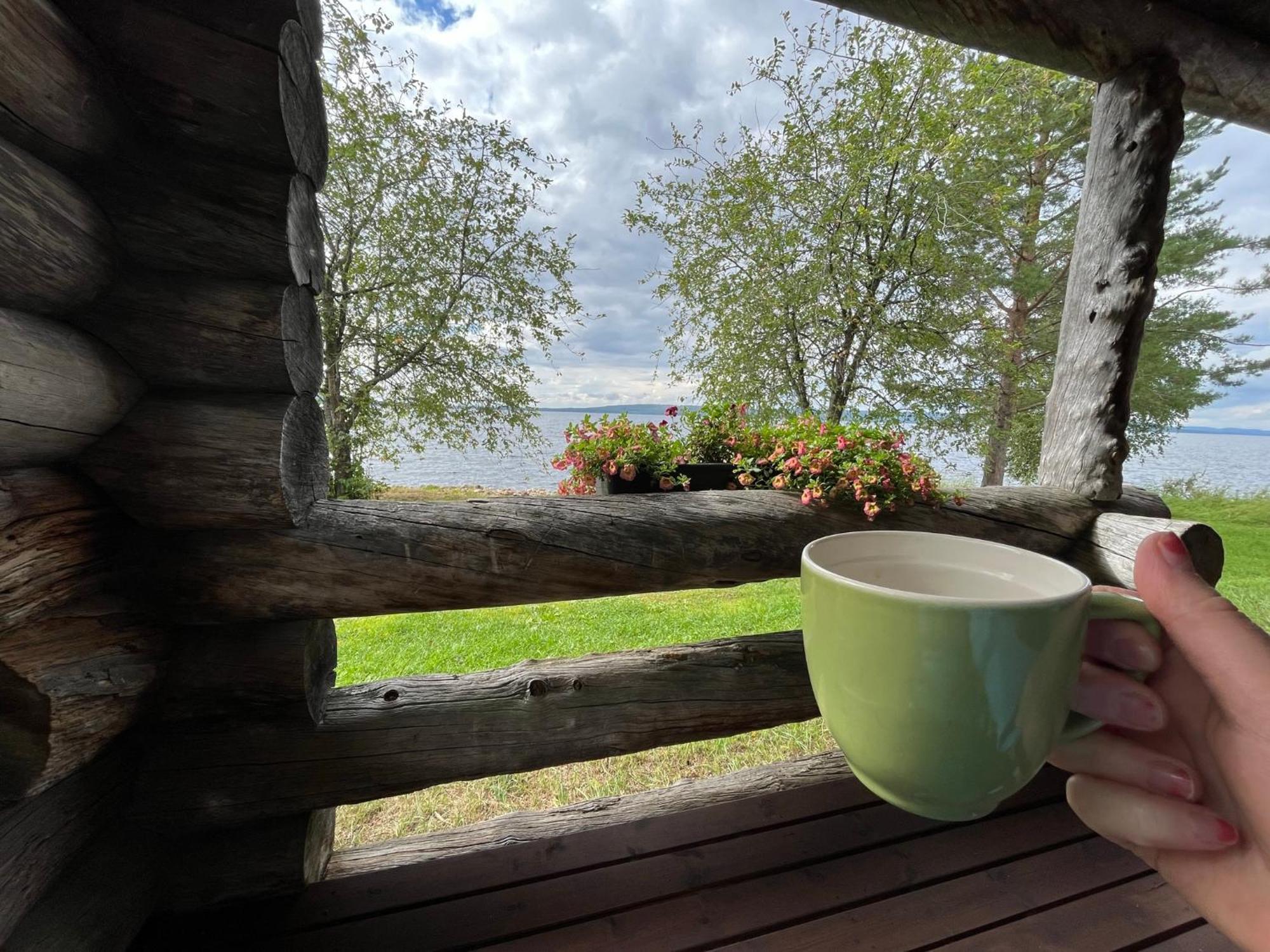 Napapiirin Jaervilomat Hotell Luukonniemi Exteriör bild