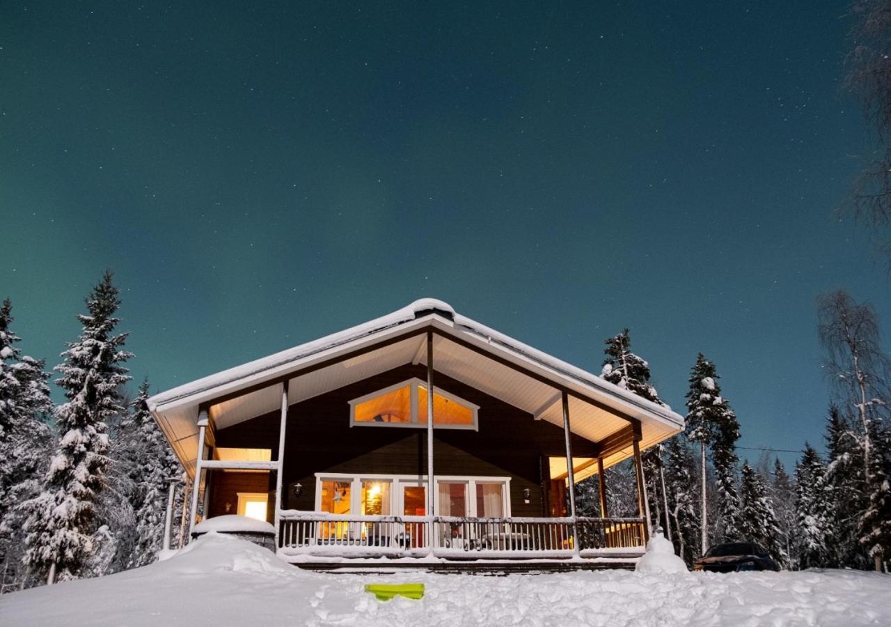 Napapiirin Jaervilomat Hotell Luukonniemi Exteriör bild